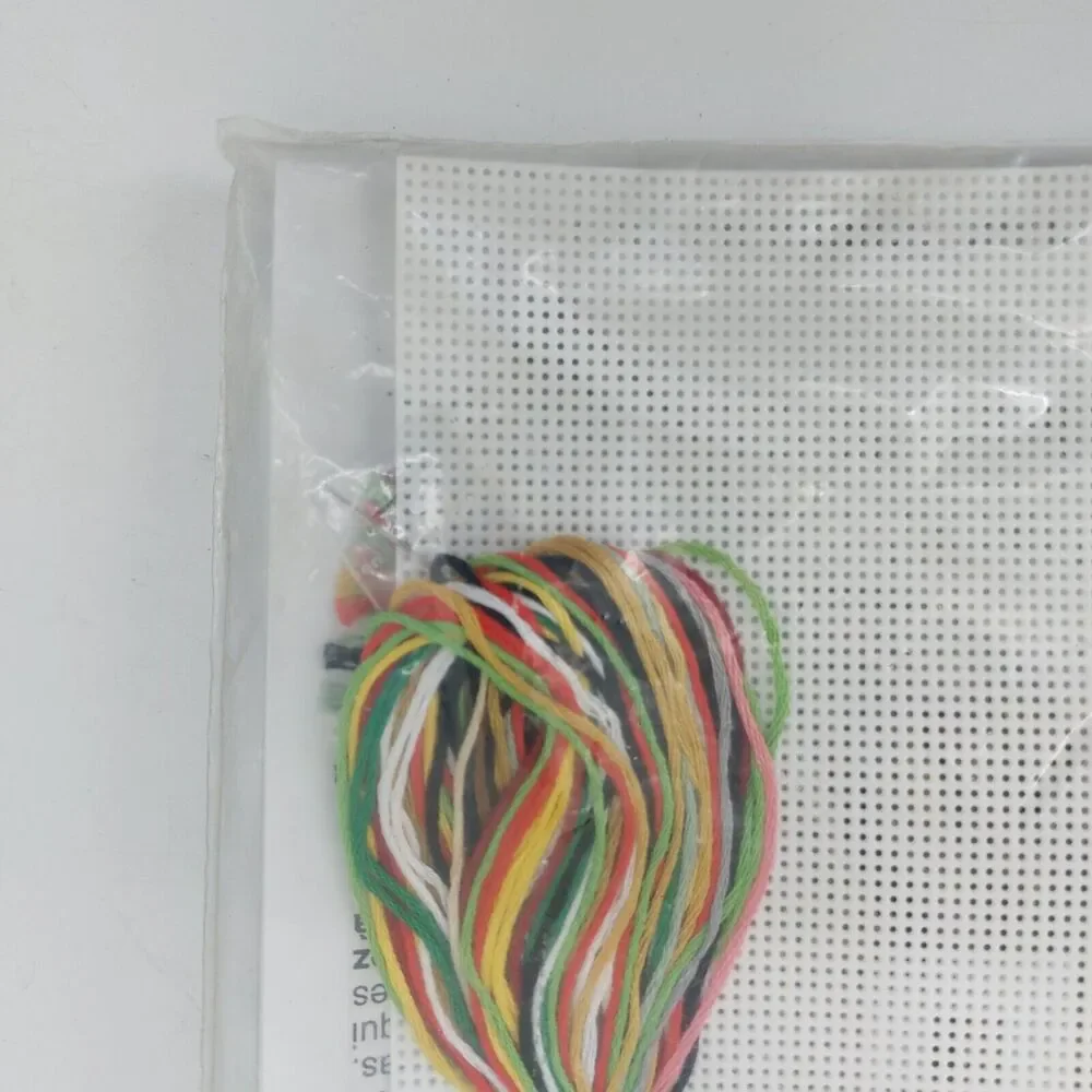Design Works Cross Stitch Plastic Canvas 6 Ornament Kit Opened Package 14 Ct